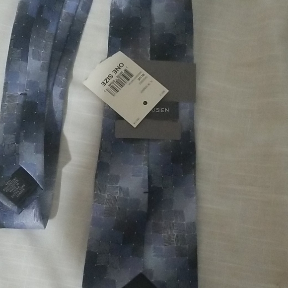 Van Huesen tie nwt - Picture 2 of 4